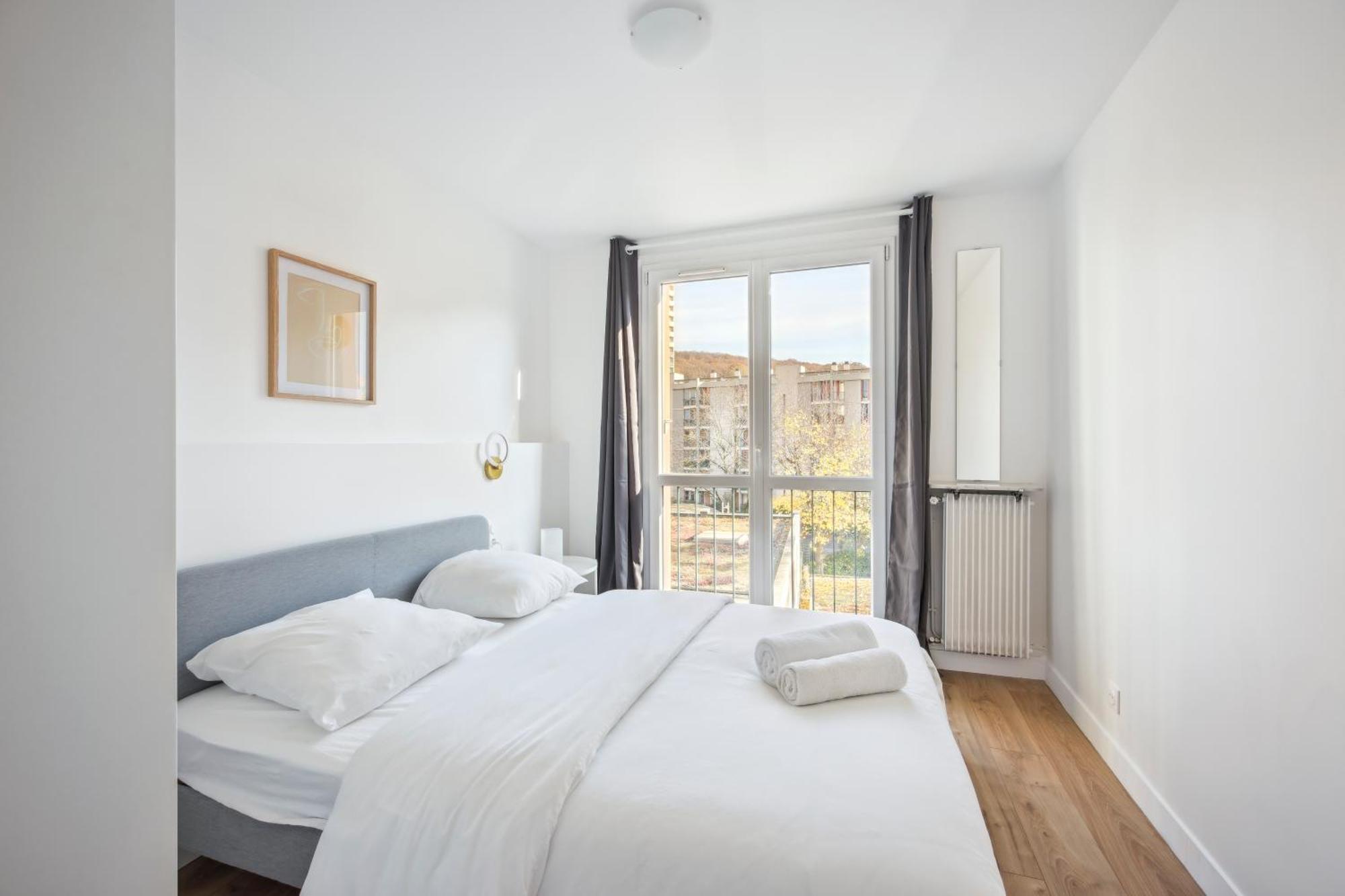 Chic Apart With Parking Apartment Chaville Luaran gambar